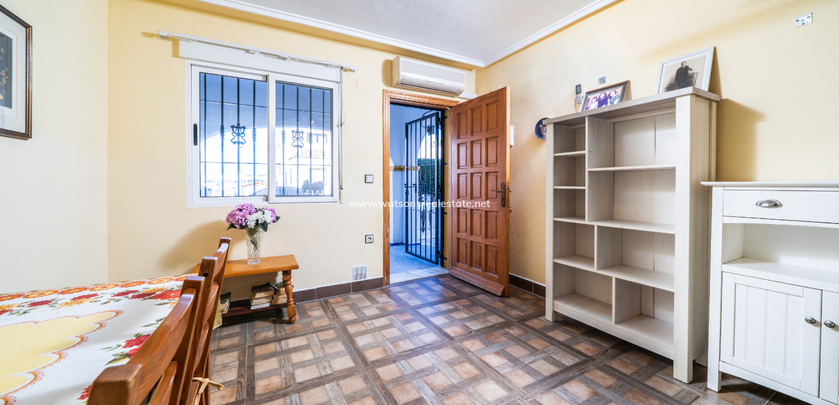 Resale - Quad - Urb. La Marina