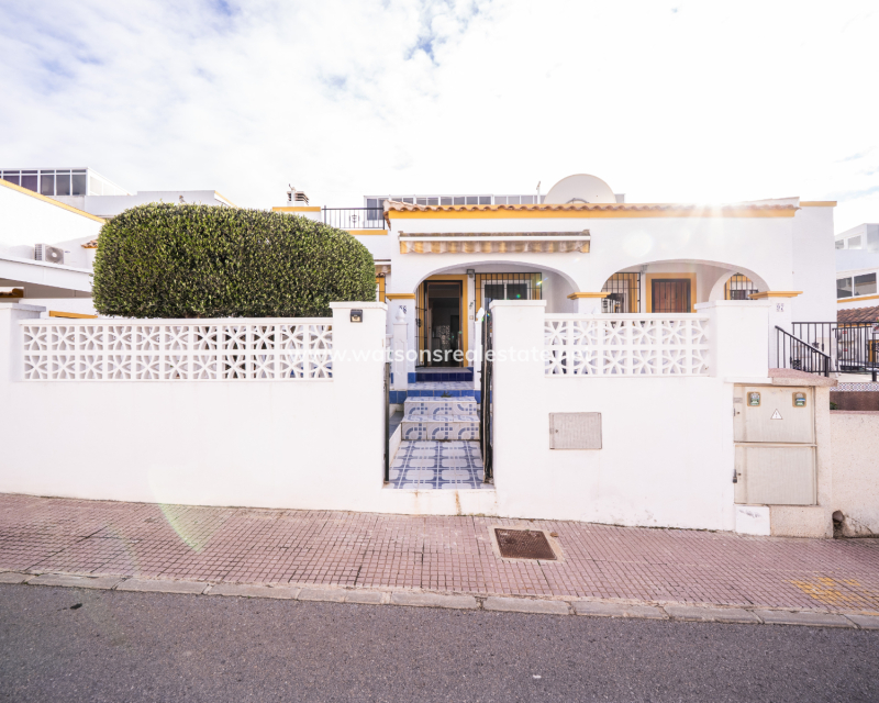 Resale - Quad - Urb. La Marina