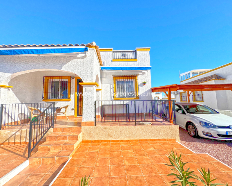 Resale - Quad - Urb. La Marina