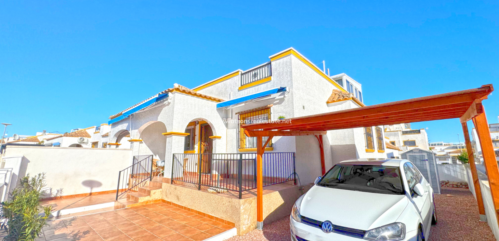 Resale - Quad - Urb. La Marina