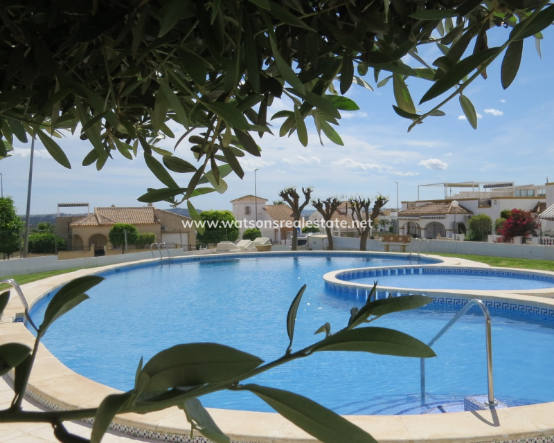 Resale - Quad - Urb. La Marina