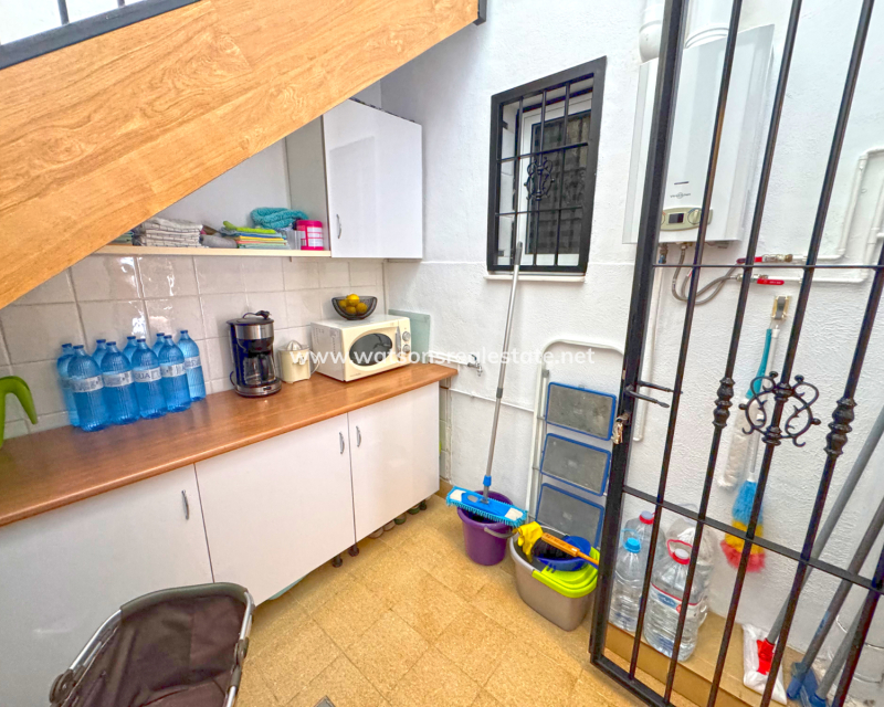 Resale - Quad - Urb. La Marina