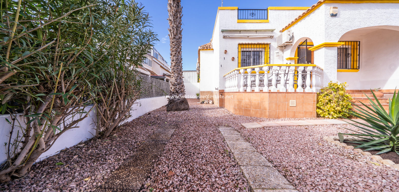 Resale - Quad - Urb. La Marina