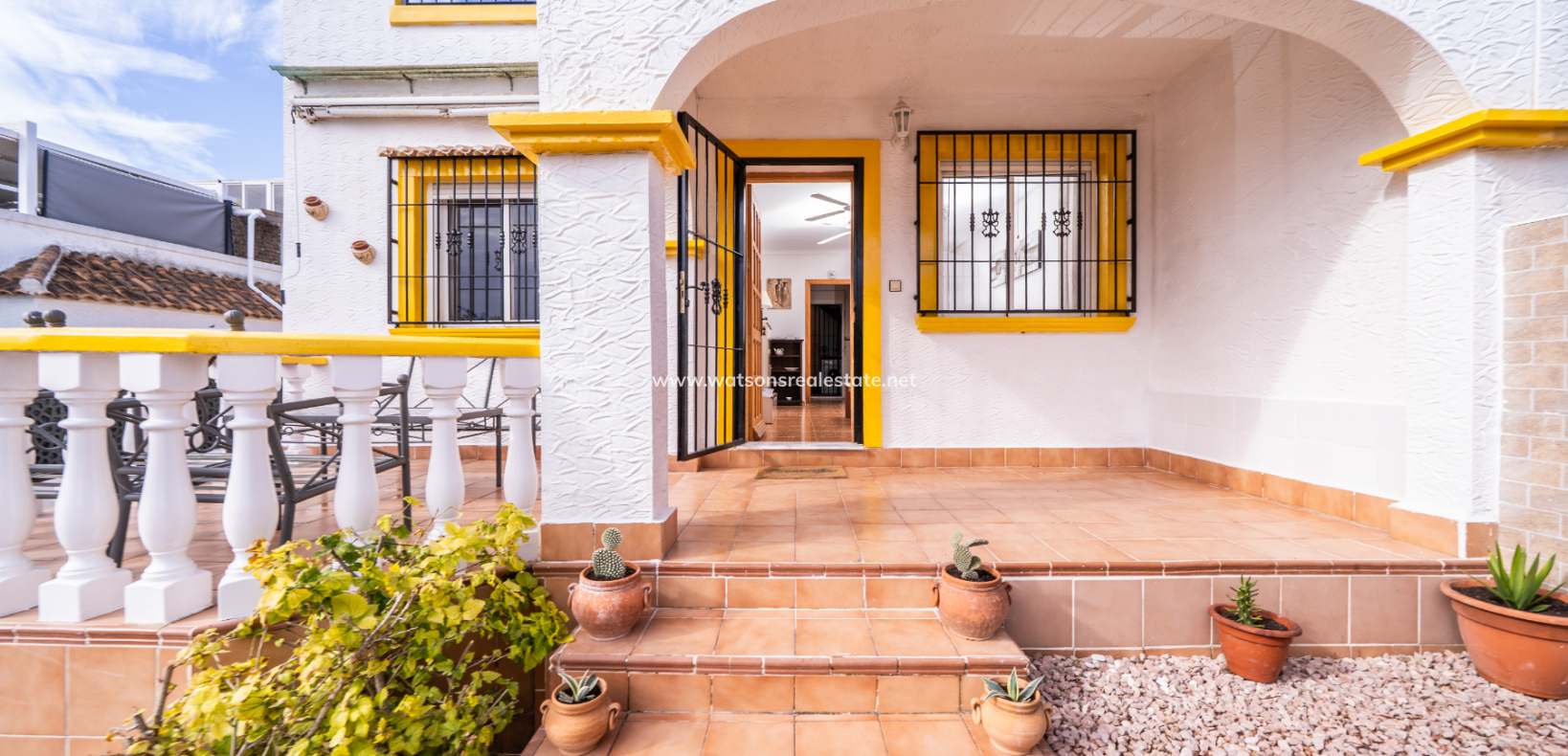 Resale - Quad - Urb. La Marina