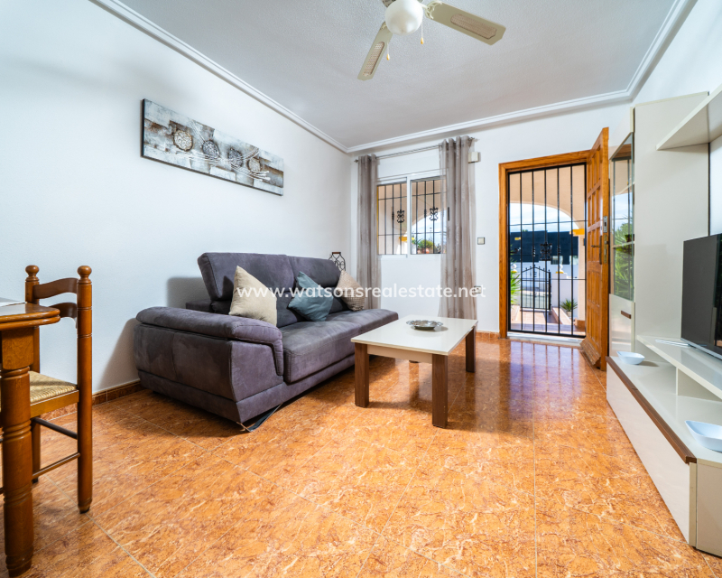 Resale - Quad - Urb. La Marina