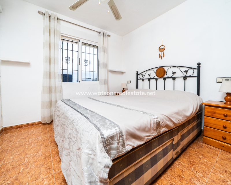 Resale - Quad - Urb. La Marina