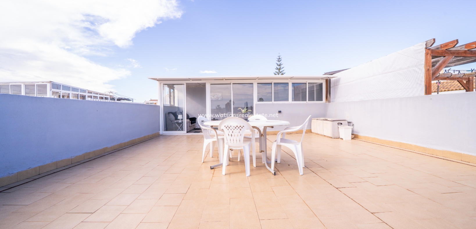 Resale - Quad - Urb. La Marina