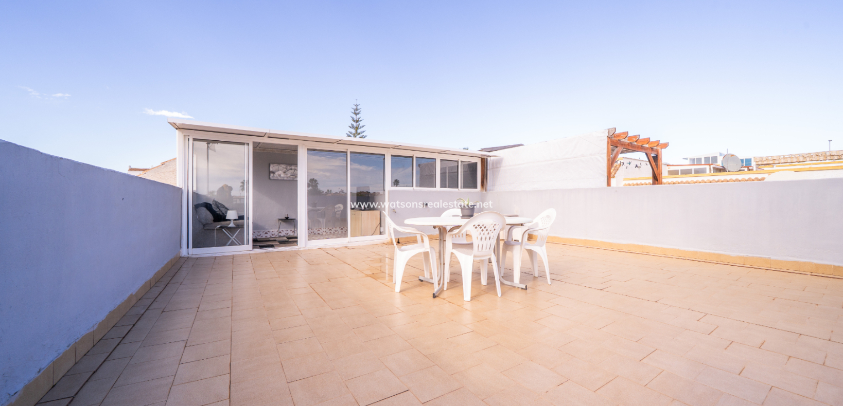 Resale - Quad - Urb. La Marina
