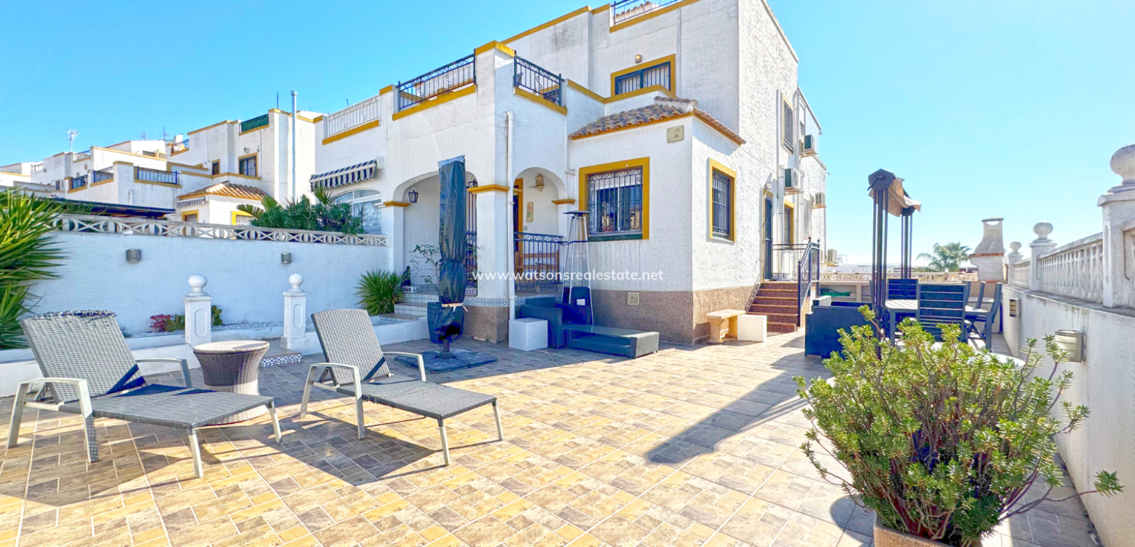 Resale - Quad - Urb. La Marina