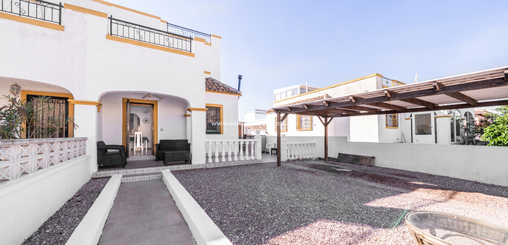 Resale - Quad - Urb. La Marina