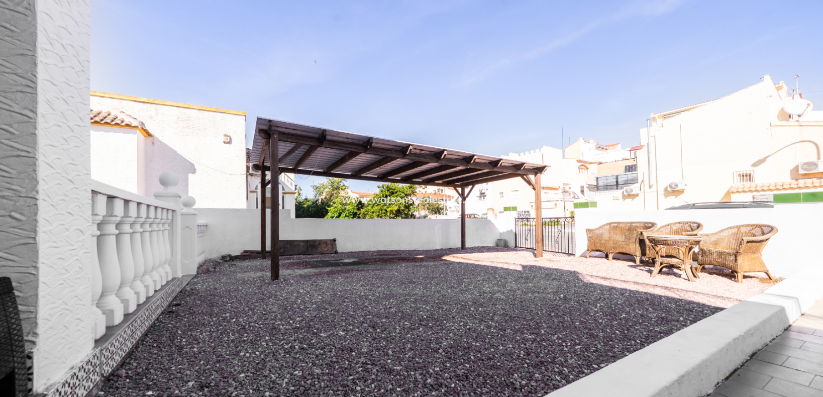 Resale - Quad - Urb. La Marina