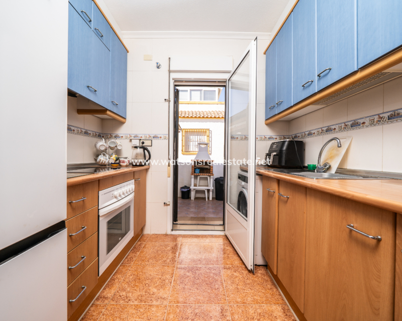 Resale - Quad - Urb. La Marina