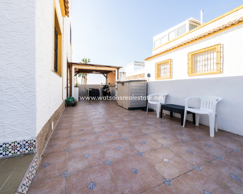 Resale - Quad - Urb. La Marina