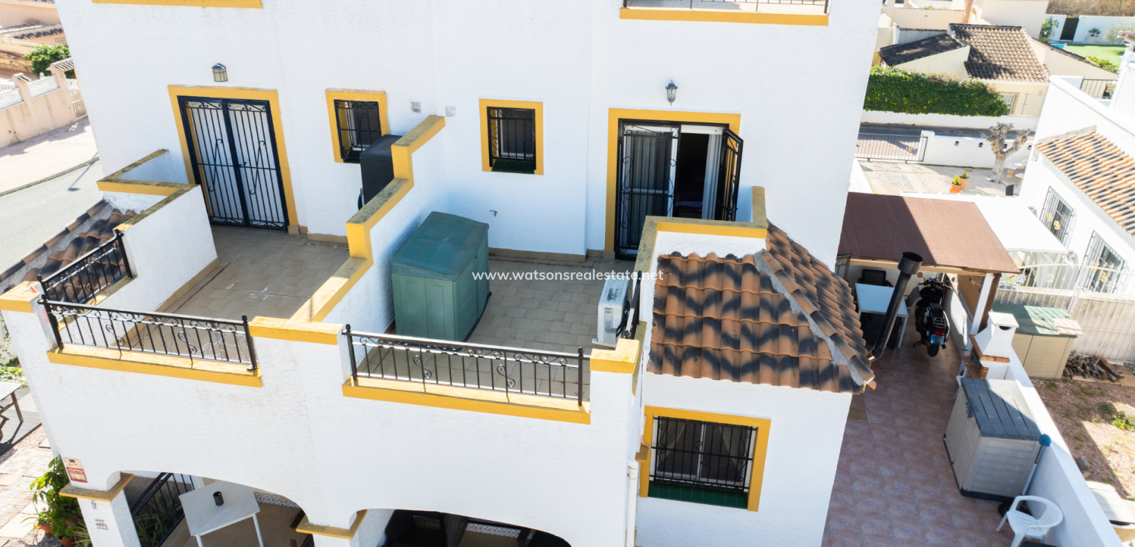 Resale - Quad - Urb. La Marina