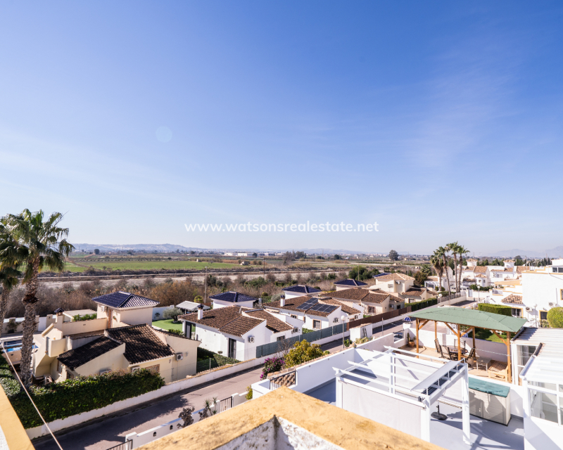 Resale - Quad - Urb. La Marina