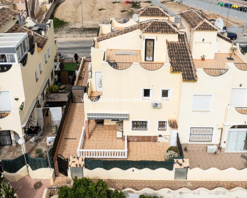 Resale - Quad - Urb. La Marina