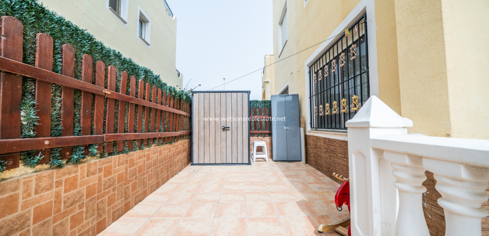 Resale - Quad - Urb. La Marina