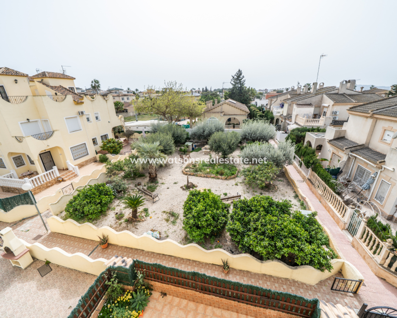 Resale - Quad - Urb. La Marina
