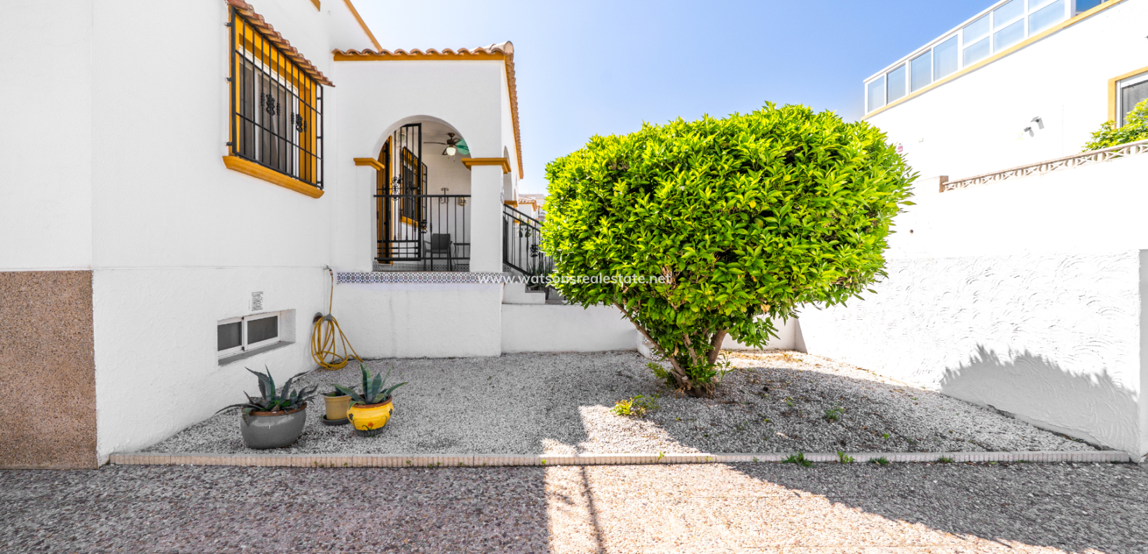 Resale - Quad - Urb. La Marina