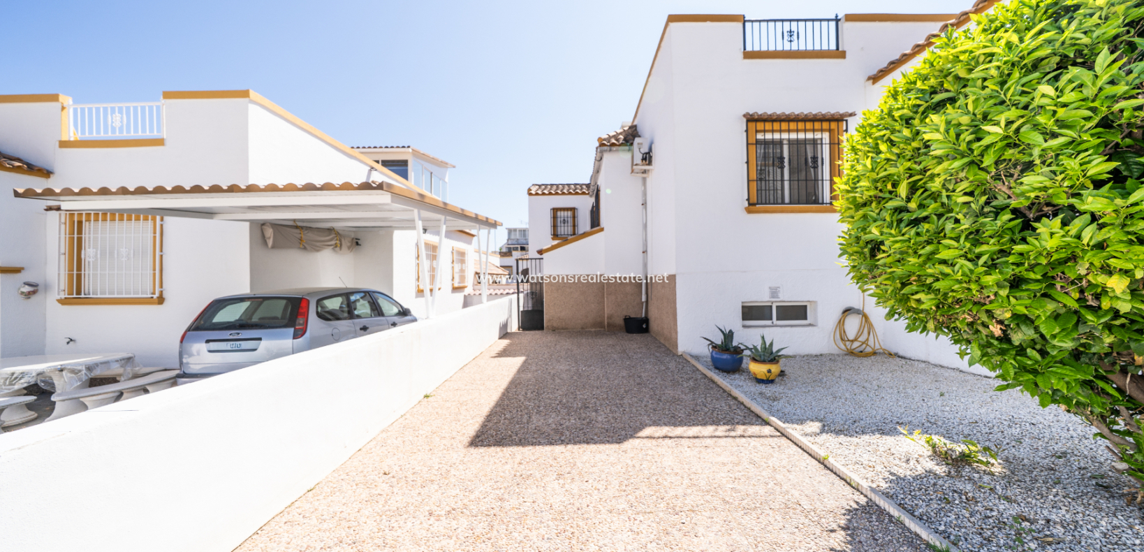 Resale - Quad - Urb. La Marina