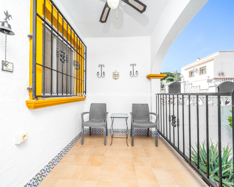 Resale - Quad - Urb. La Marina