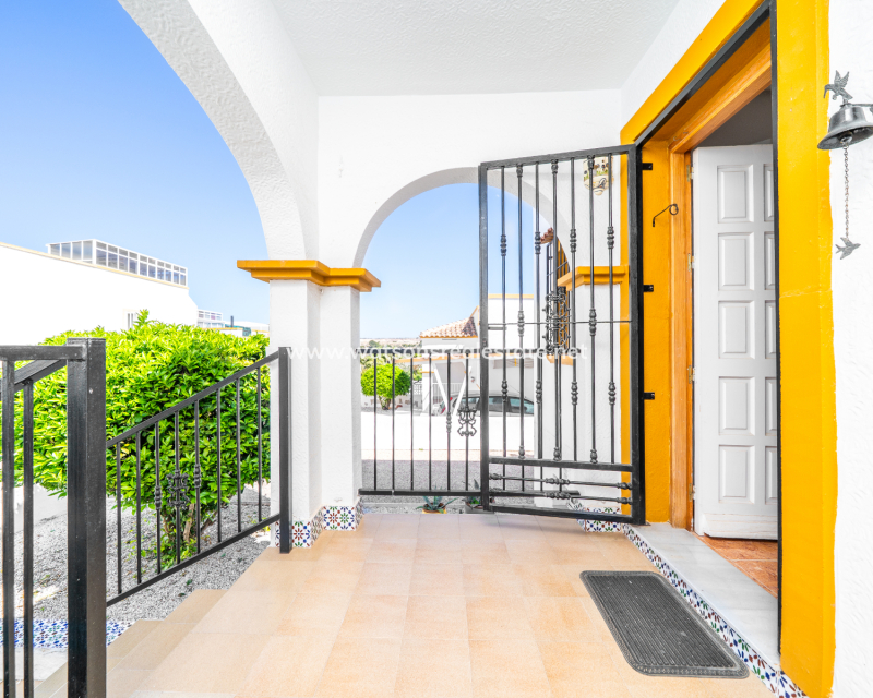 Resale - Quad - Urb. La Marina