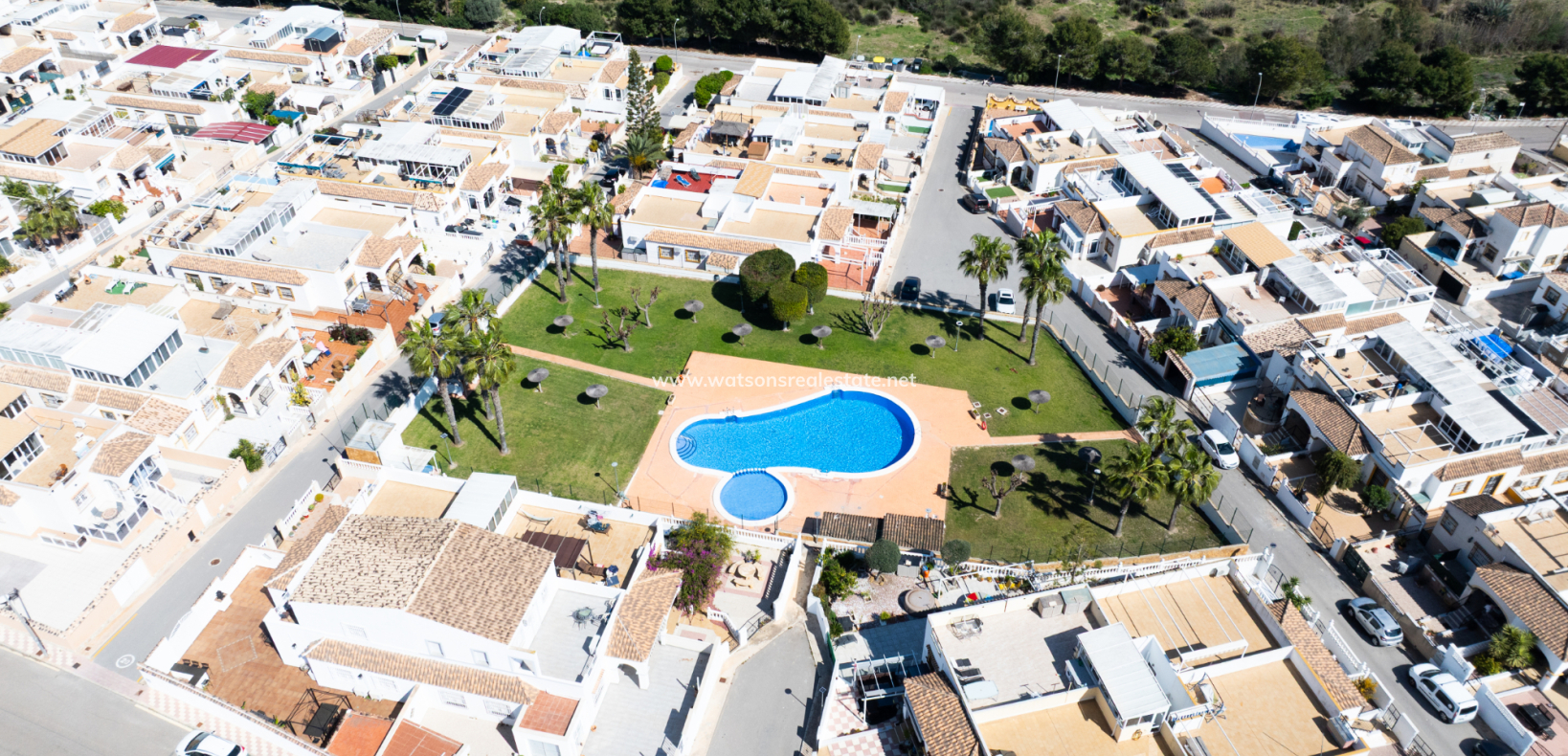 Resale - Quad - Urb. La Marina