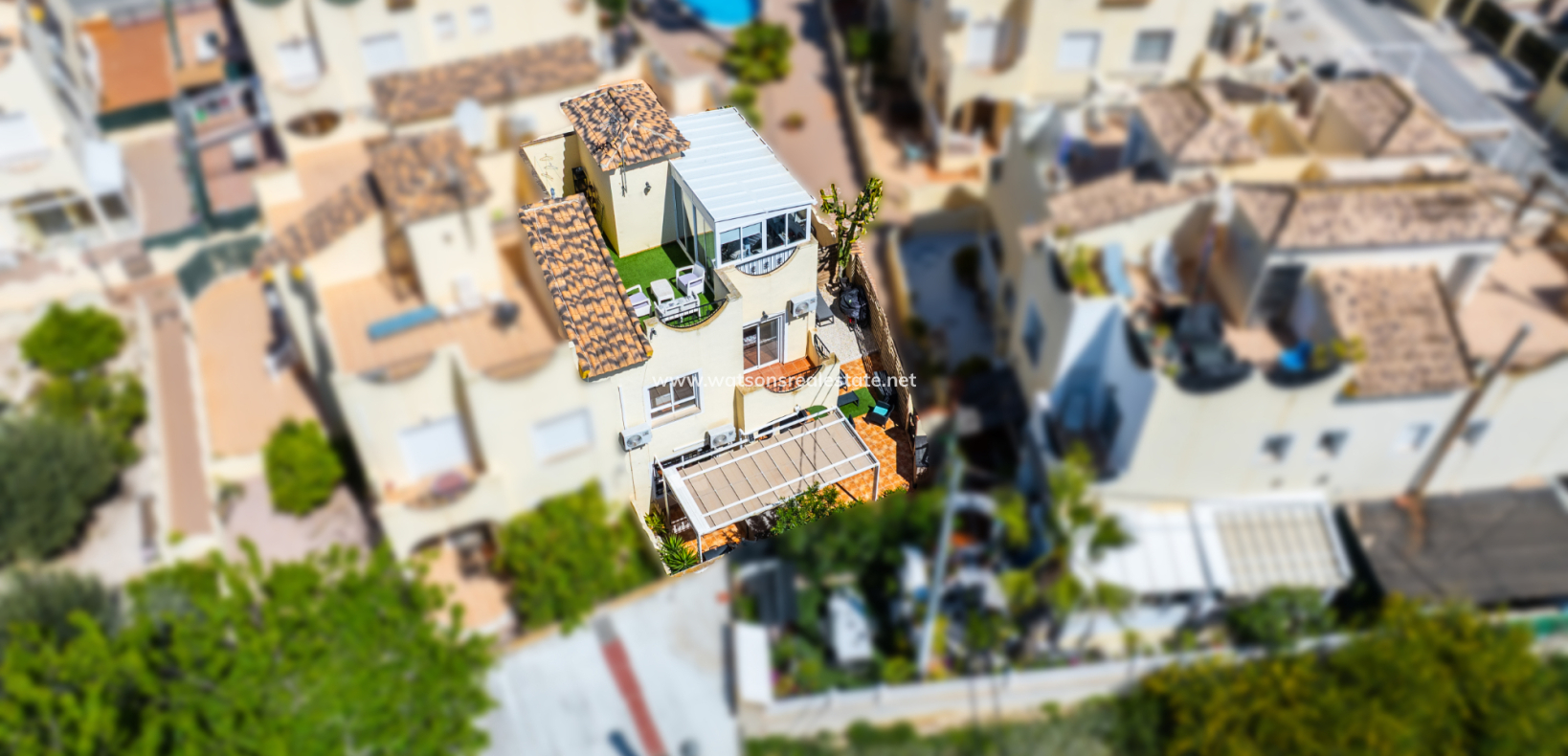 Resale - Quad - Urb. La Marina