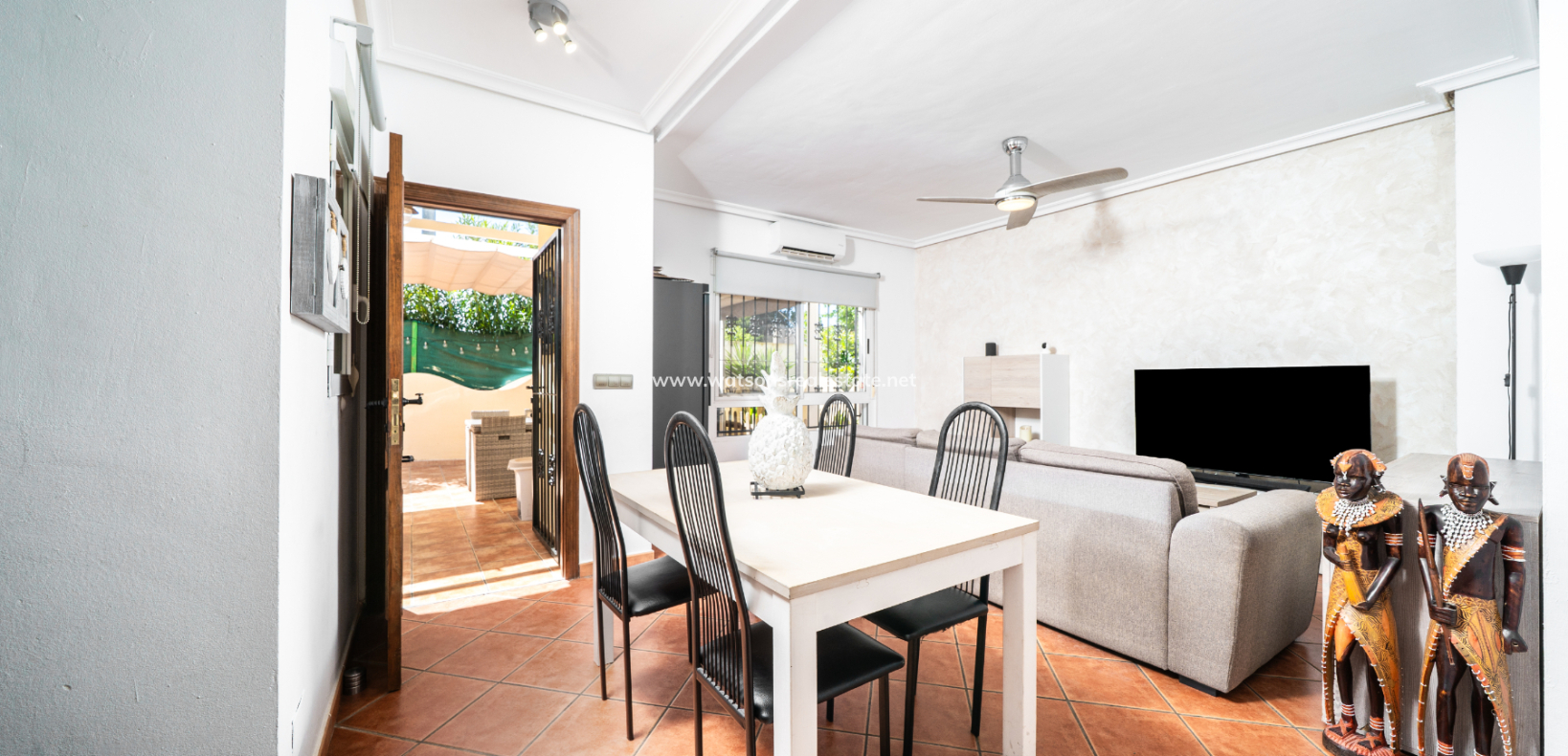 Resale - Quad - Urb. La Marina