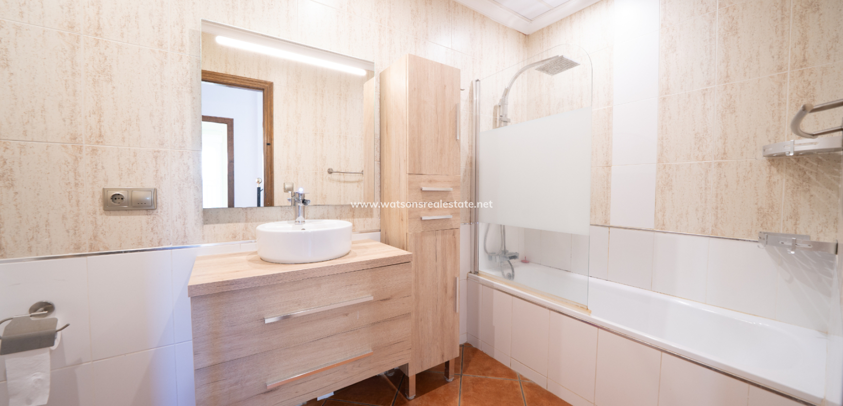 Resale - Quad - Urb. La Marina