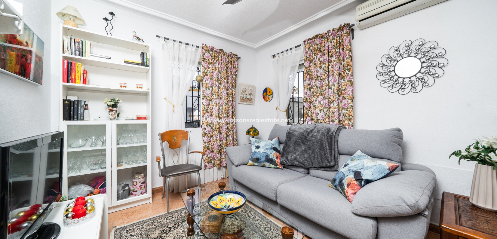 Resale - Quad - Urb. La Marina