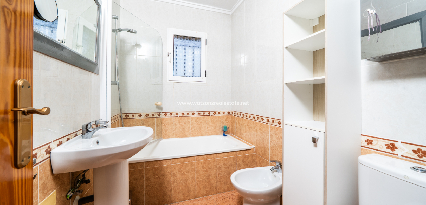 Resale - Quad - Urb. La Marina