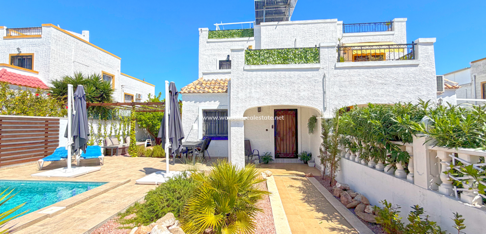 Resale - Quad - Urb. La Marina