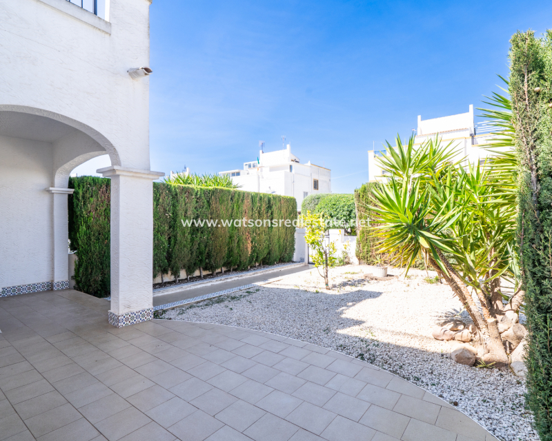 Resale - Quad - Urb. La Marina