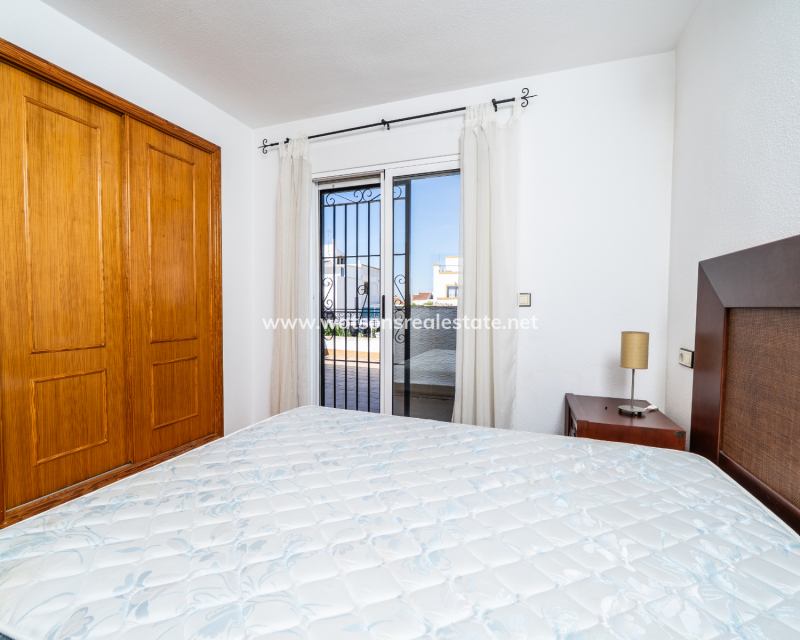 Resale - Quad - Urb. La Marina