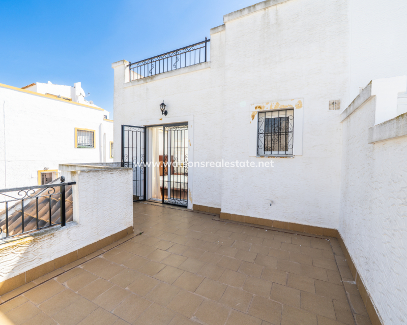 Resale - Quad - Urb. La Marina