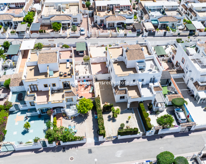 Resale - Quad - Urb. La Marina