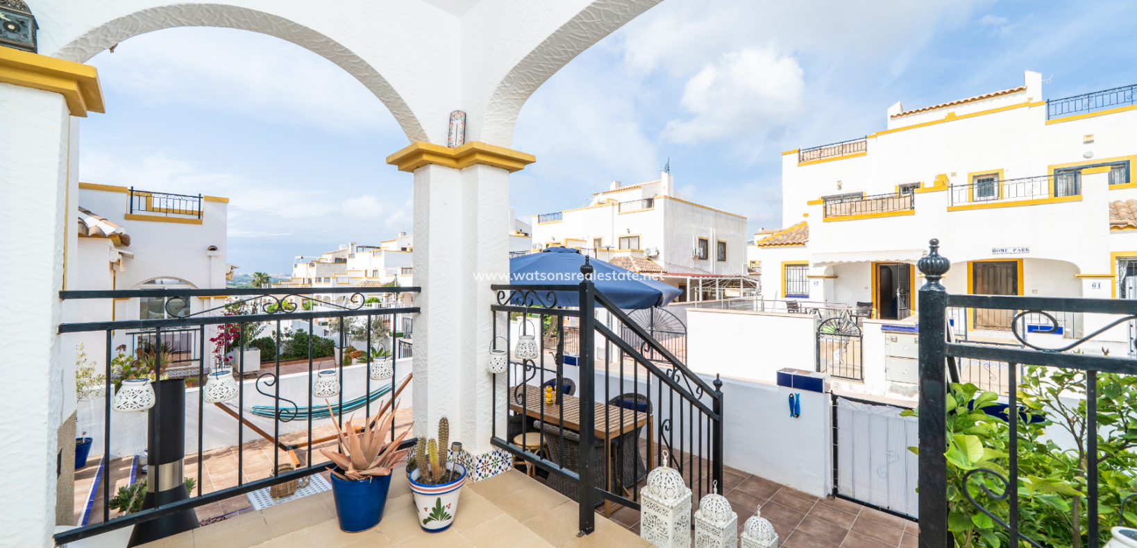 Resale - Quad - Urb. La Marina