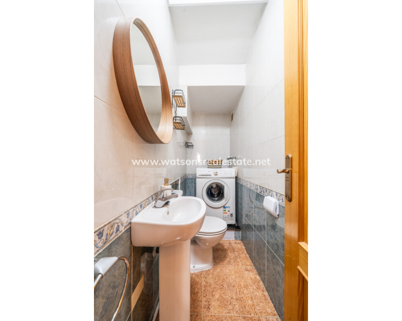 Resale - Quad - Urb. La Marina