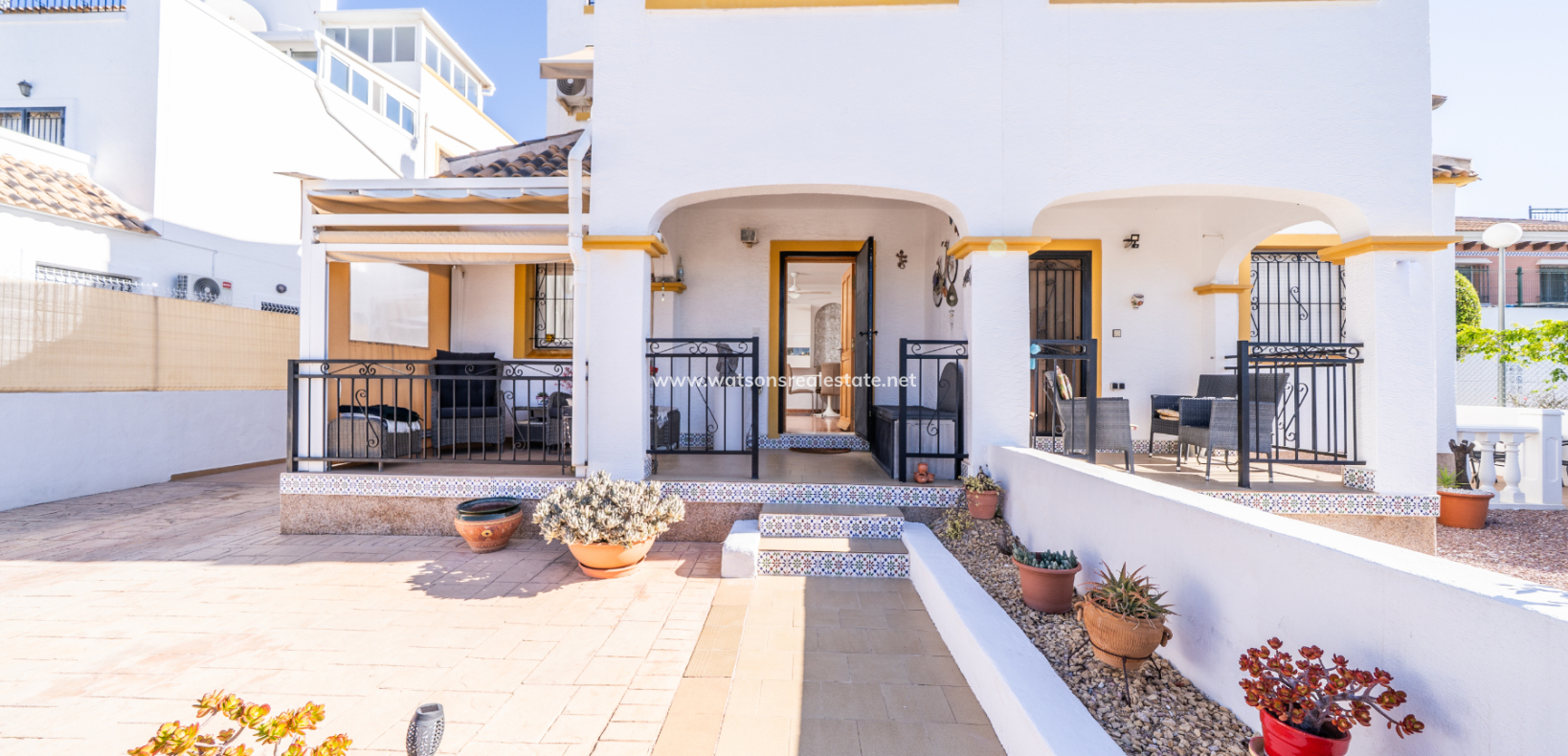 Resale - Quad - Urb. La Marina