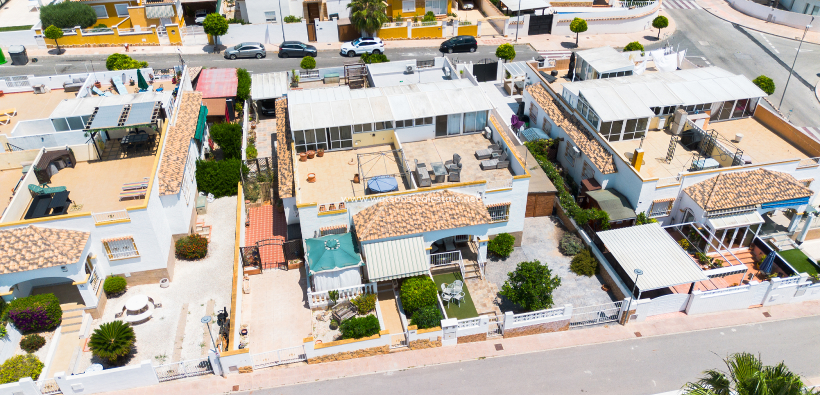 Resale - Quad - Urb. La Marina