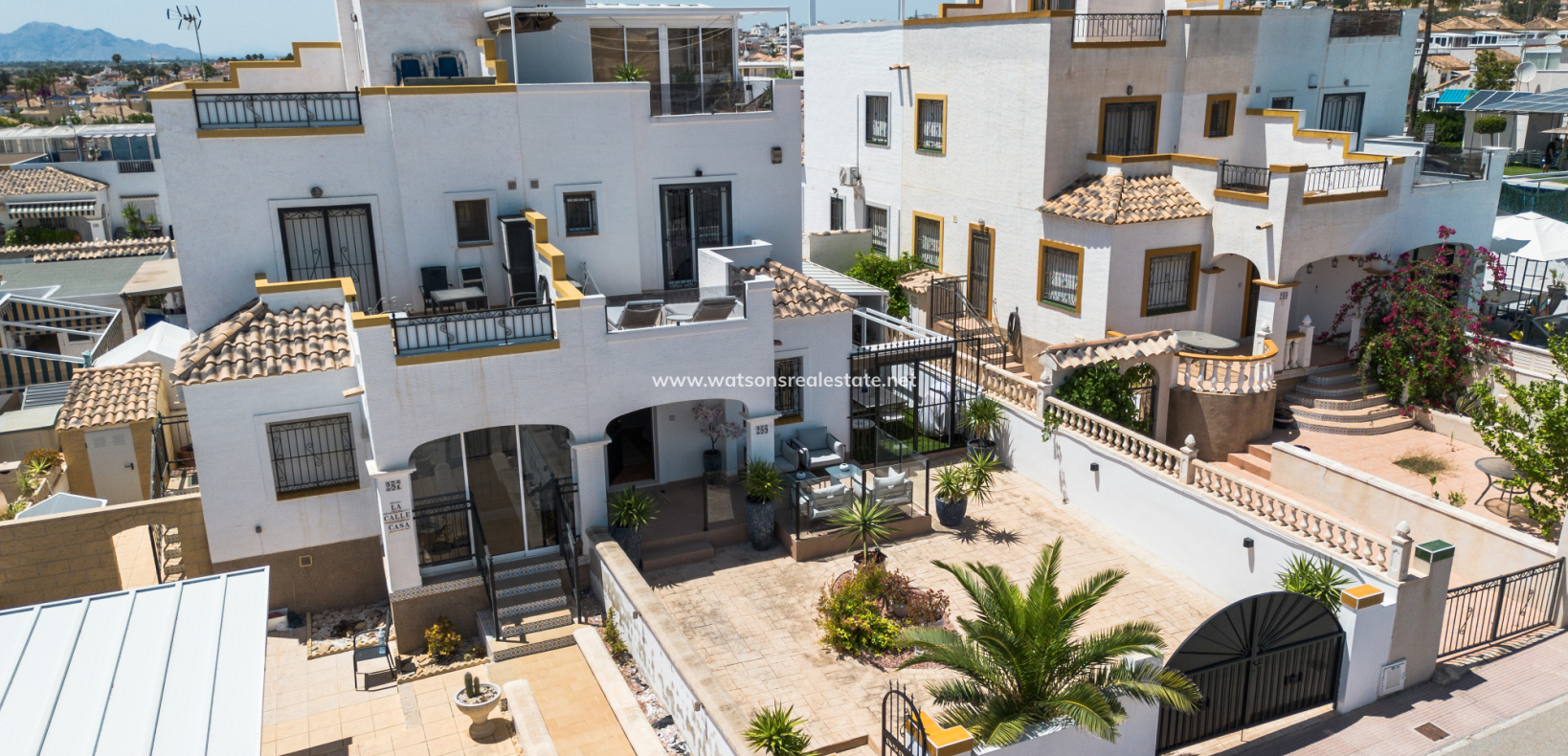 Resale - Quad - Urb. La Marina