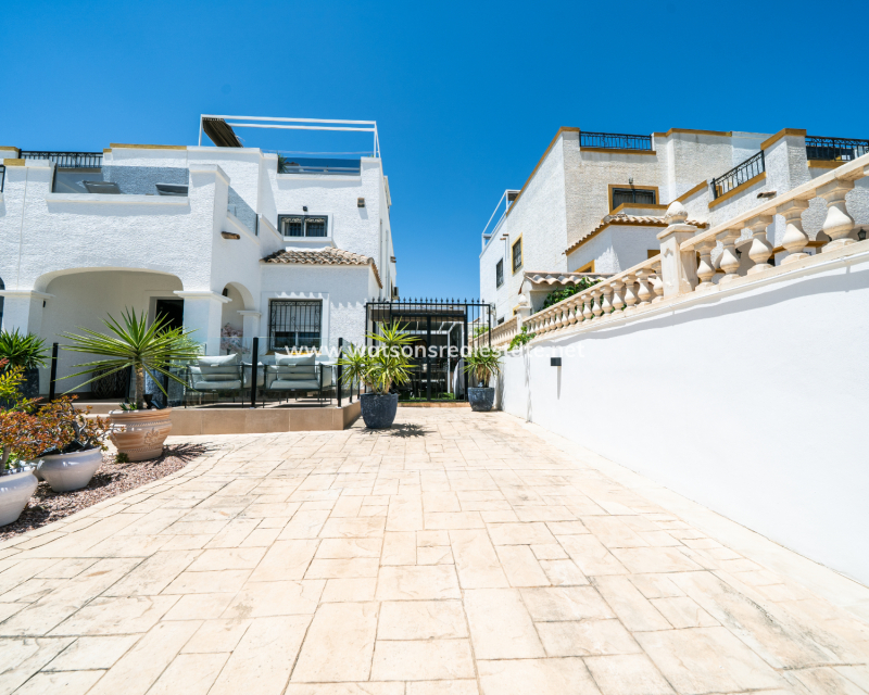 Resale - Quad - Urb. La Marina