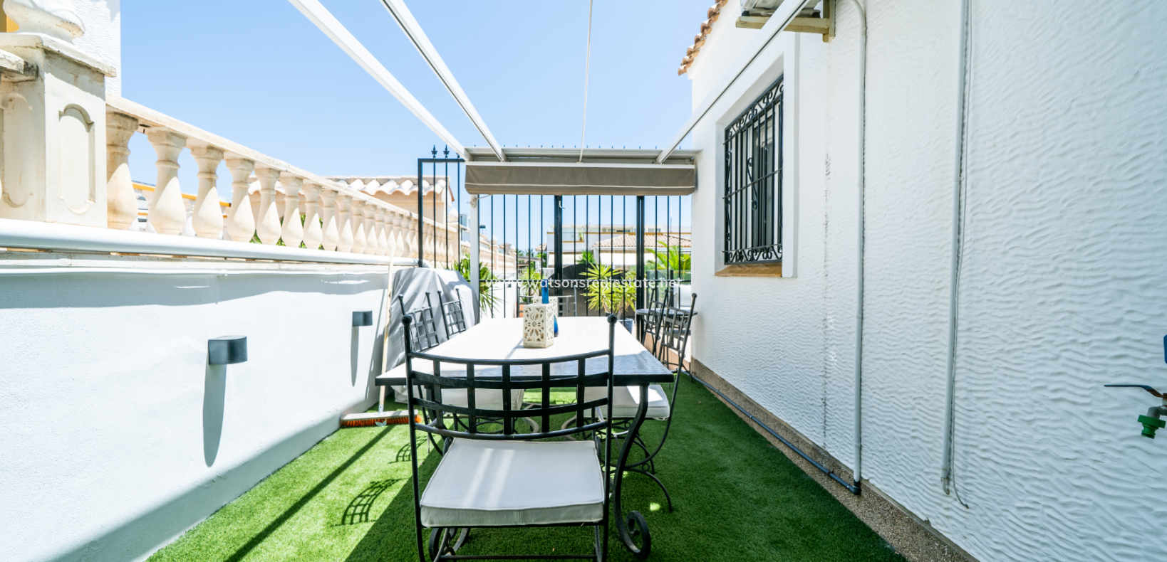 Resale - Quad - Urb. La Marina