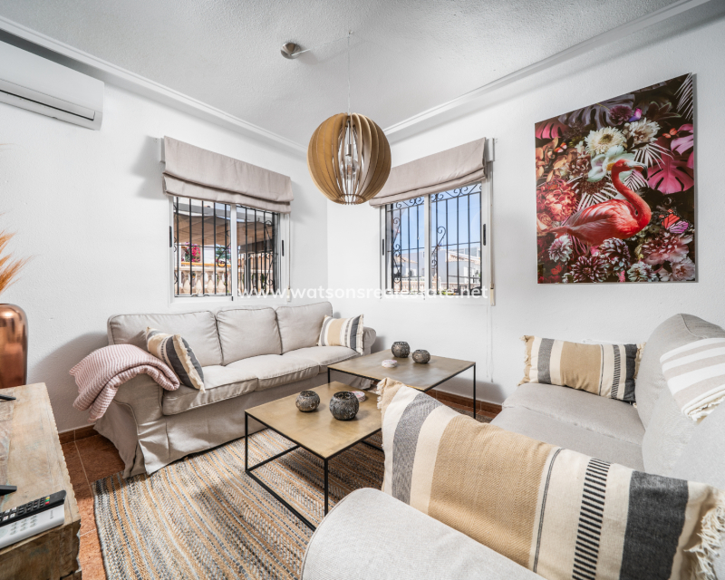 Resale - Quad - Urb. La Marina