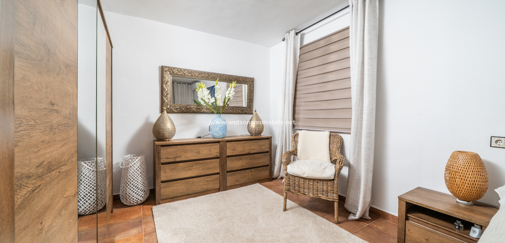 Resale - Quad - Urb. La Marina