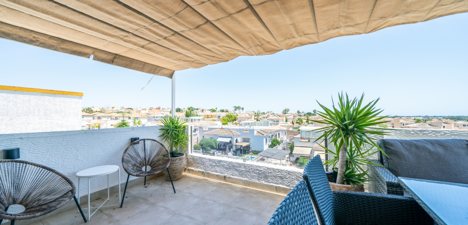 Resale - Quad - Urb. La Marina