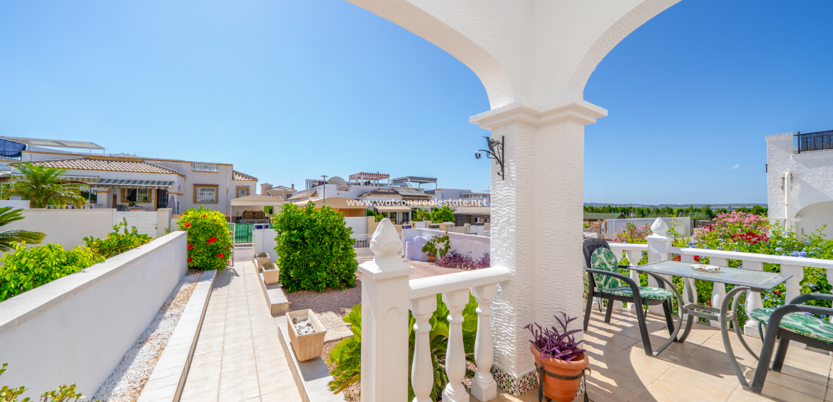 Resale - Quad - Urb. La Marina