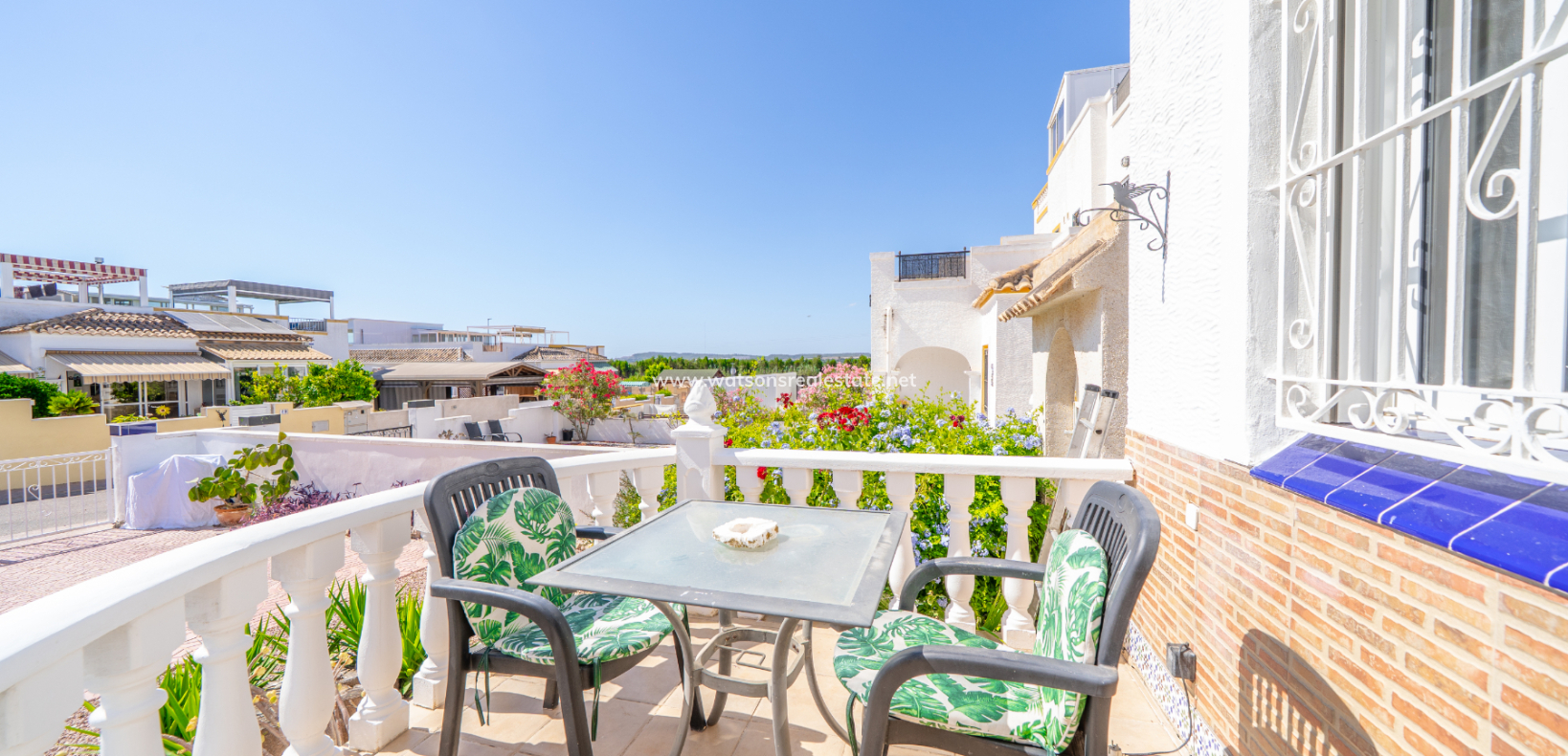 Resale - Quad - Urb. La Marina