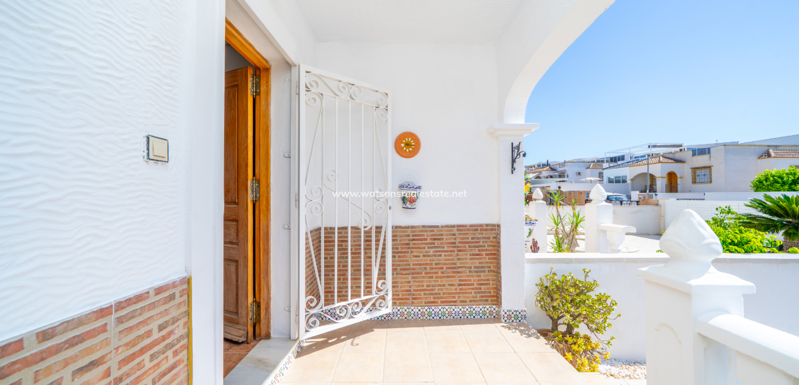 Resale - Quad - Urb. La Marina